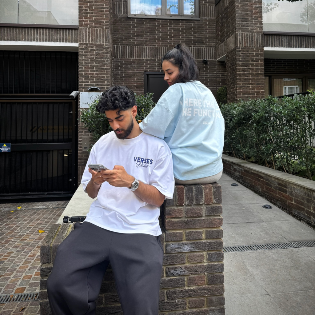 VERSES CHRIS BROWN TEE